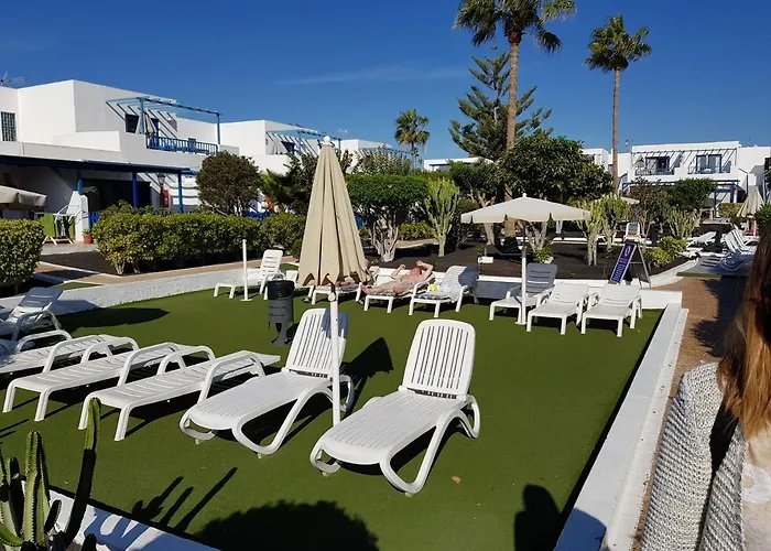 Avenue * プエルト・デル・カルメン