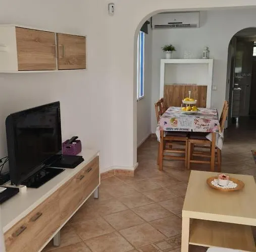 アパート Avenue *